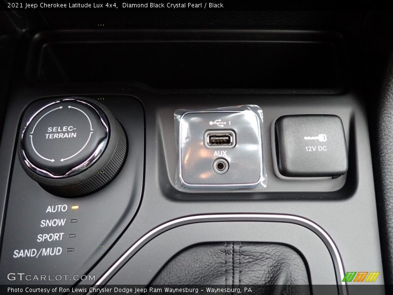 Diamond Black Crystal Pearl / Black 2021 Jeep Cherokee Latitude Lux 4x4