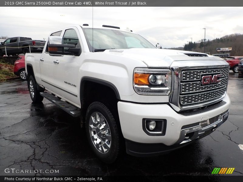 White Frost Tricoat / Jet Black 2019 GMC Sierra 2500HD Denali Crew Cab 4WD