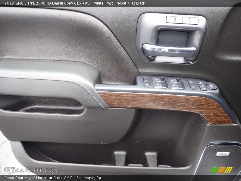 White Frost Tricoat / Jet Black 2019 GMC Sierra 2500HD Denali Crew Cab 4WD