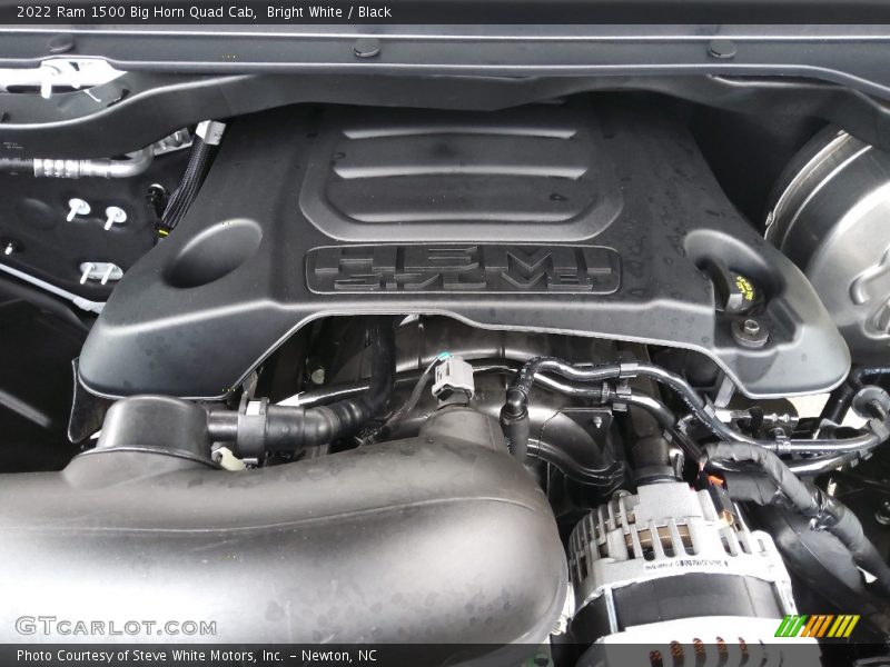 Bright White / Black 2022 Ram 1500 Big Horn Quad Cab