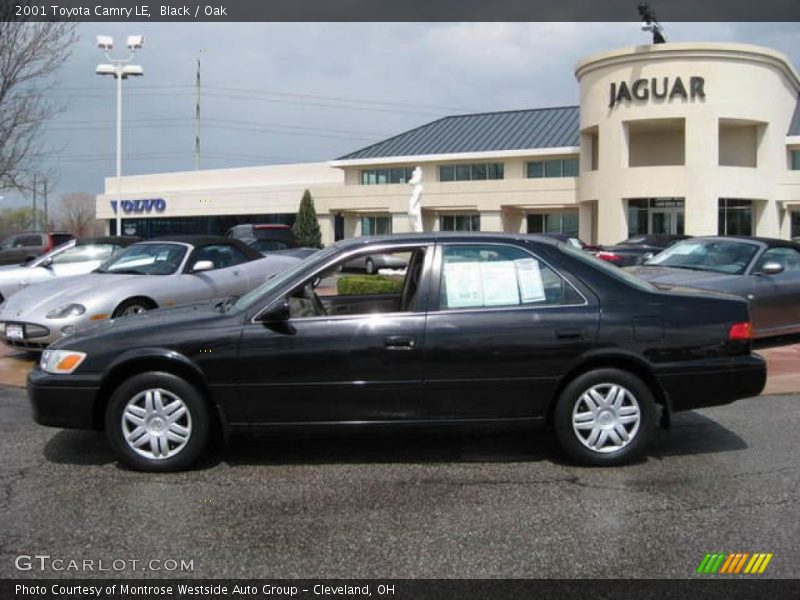 Black / Oak 2001 Toyota Camry LE