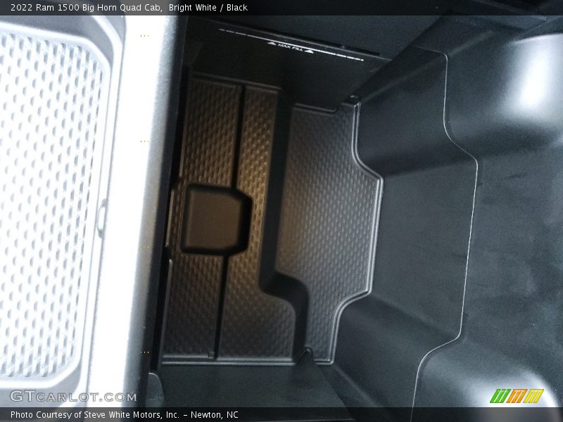 Bright White / Black 2022 Ram 1500 Big Horn Quad Cab