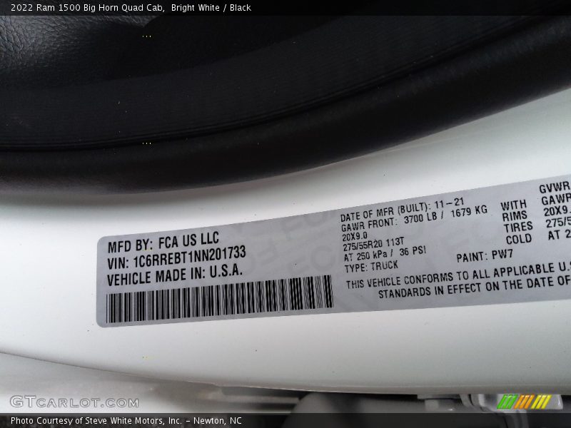 Bright White / Black 2022 Ram 1500 Big Horn Quad Cab