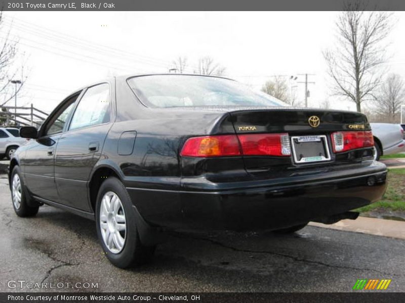 Black / Oak 2001 Toyota Camry LE
