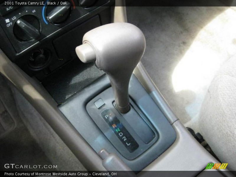 Black / Oak 2001 Toyota Camry LE