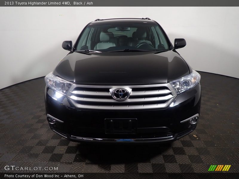 Black / Ash 2013 Toyota Highlander Limited 4WD