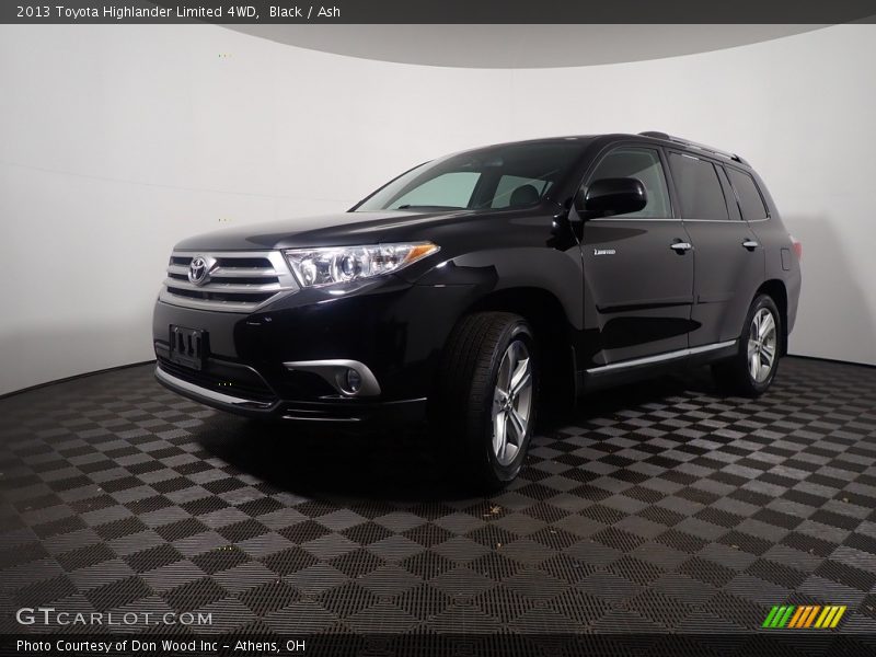 Black / Ash 2013 Toyota Highlander Limited 4WD