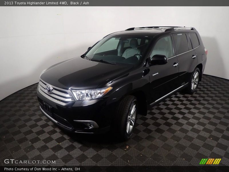 Black / Ash 2013 Toyota Highlander Limited 4WD