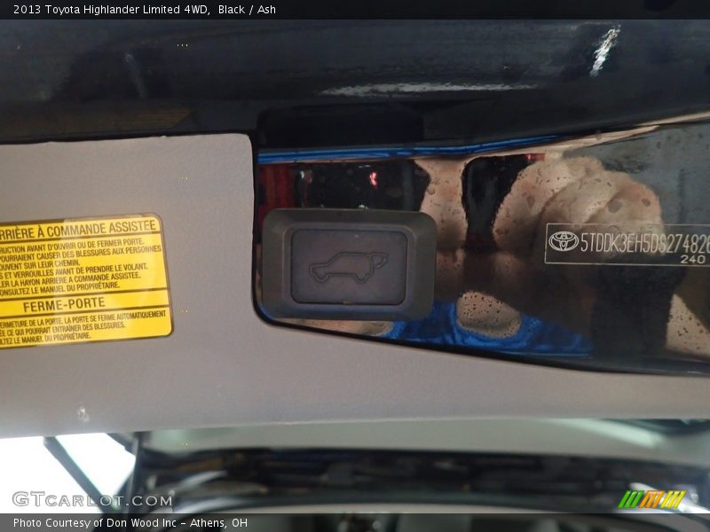 Black / Ash 2013 Toyota Highlander Limited 4WD