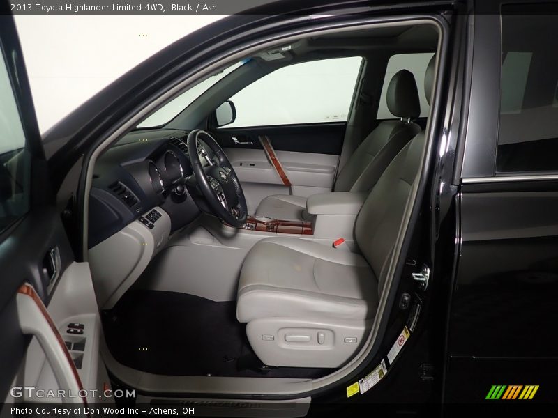 Black / Ash 2013 Toyota Highlander Limited 4WD