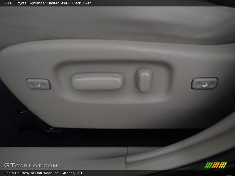 Black / Ash 2013 Toyota Highlander Limited 4WD