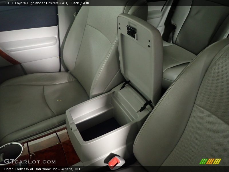 Black / Ash 2013 Toyota Highlander Limited 4WD