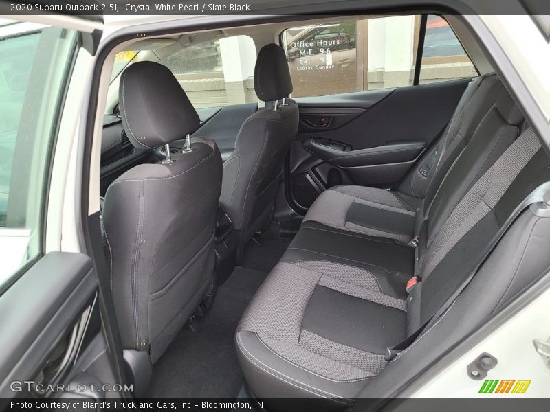 Crystal White Pearl / Slate Black 2020 Subaru Outback 2.5i