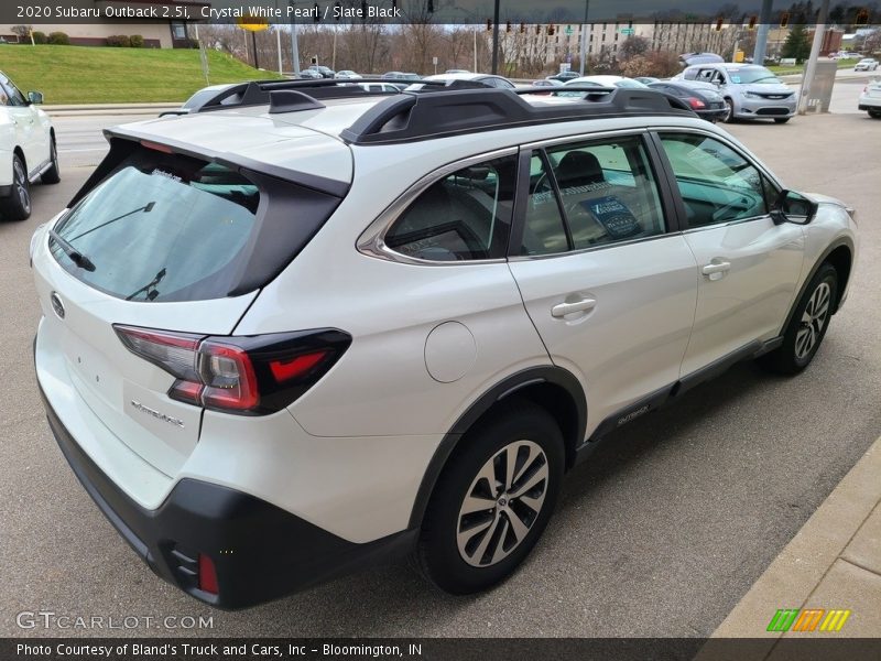 Crystal White Pearl / Slate Black 2020 Subaru Outback 2.5i