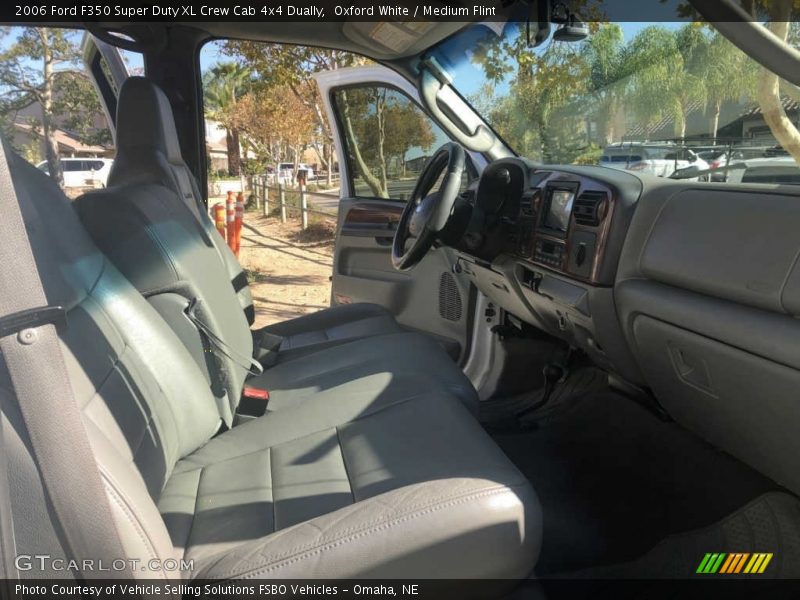 Oxford White / Medium Flint 2006 Ford F350 Super Duty XL Crew Cab 4x4 Dually
