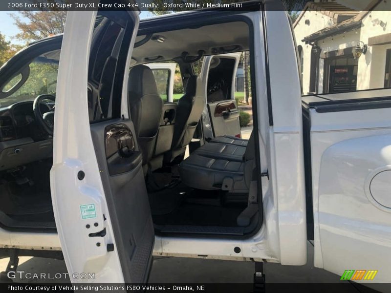 Oxford White / Medium Flint 2006 Ford F350 Super Duty XL Crew Cab 4x4 Dually