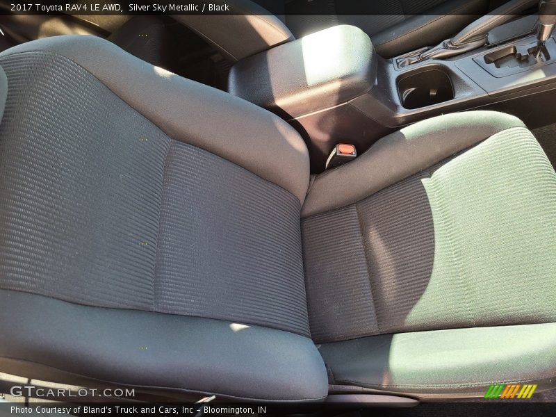 Silver Sky Metallic / Black 2017 Toyota RAV4 LE AWD