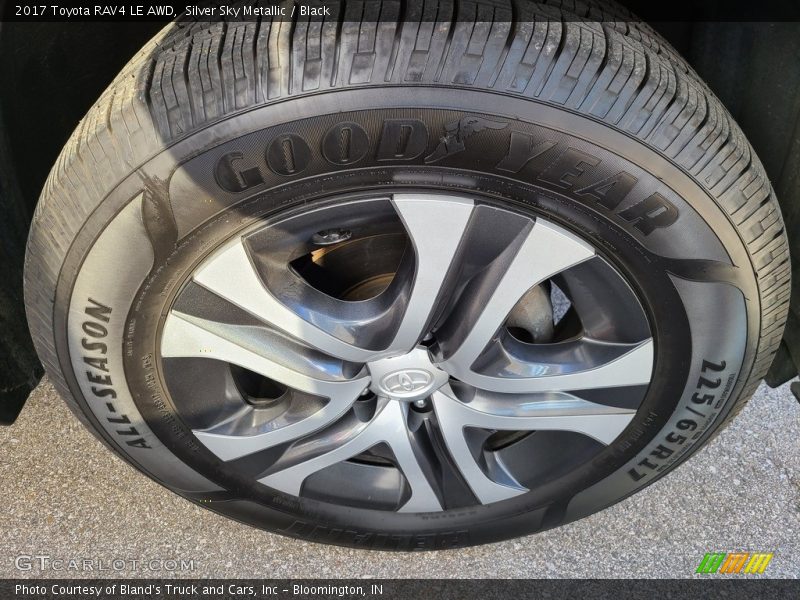 Silver Sky Metallic / Black 2017 Toyota RAV4 LE AWD
