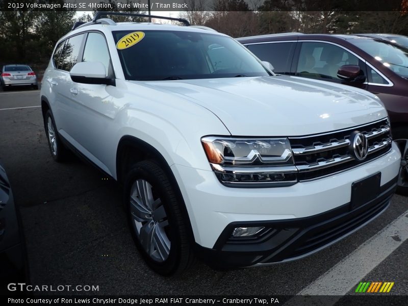 Pure White / Titan Black 2019 Volkswagen Atlas SE 4Motion