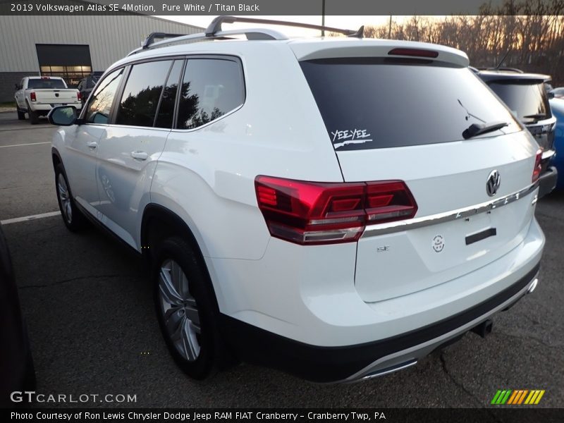 Pure White / Titan Black 2019 Volkswagen Atlas SE 4Motion