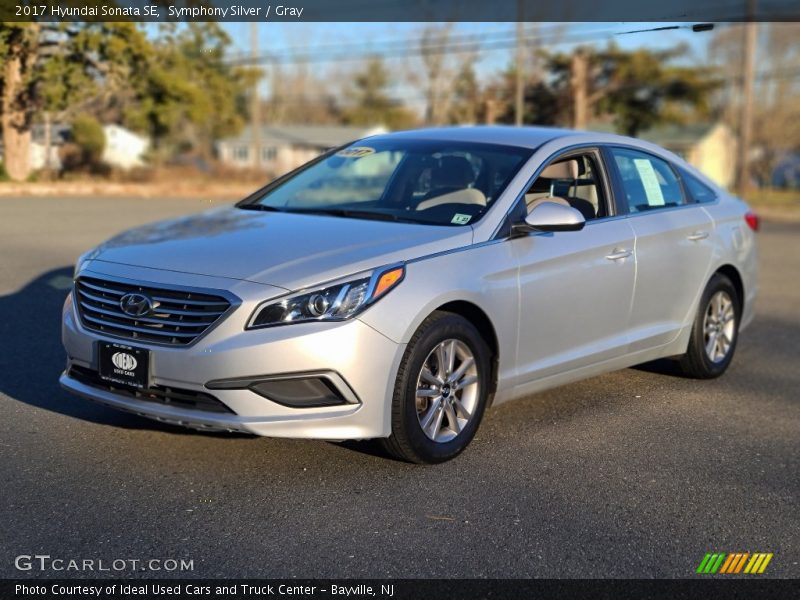 Symphony Silver / Gray 2017 Hyundai Sonata SE