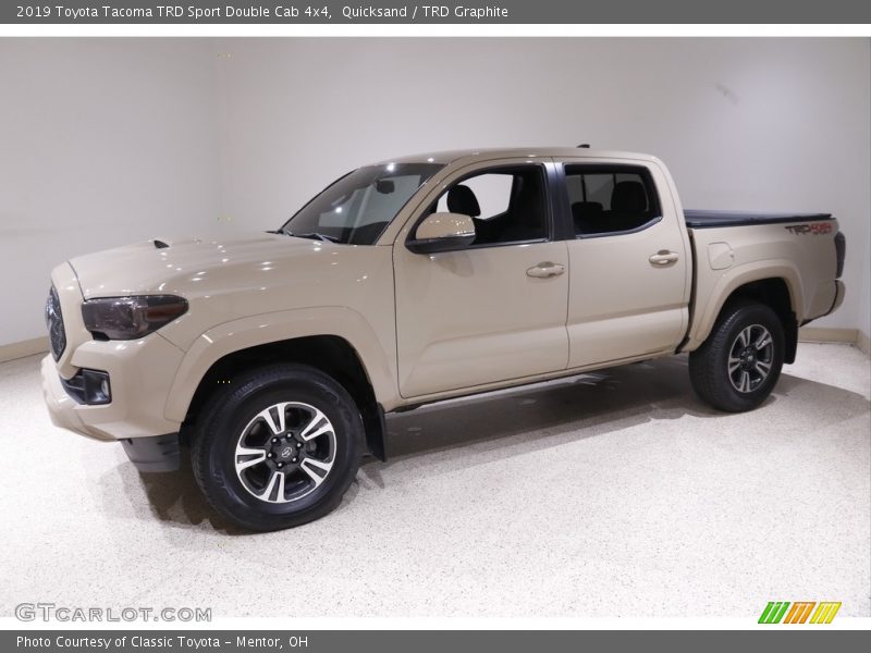 Front 3/4 View of 2019 Tacoma TRD Sport Double Cab 4x4