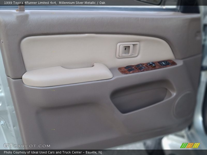 Millennium Silver Metallic / Oak 1999 Toyota 4Runner Limited 4x4