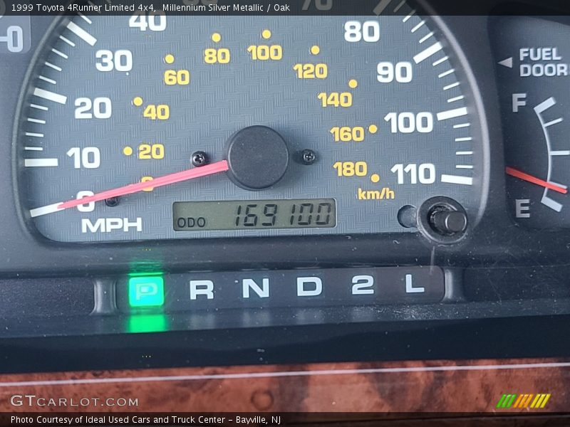 Millennium Silver Metallic / Oak 1999 Toyota 4Runner Limited 4x4
