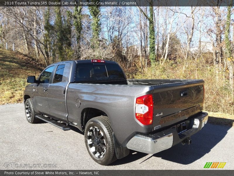 Magnetic Gray Metallic / Graphite 2018 Toyota Tundra SR5 Double Cab 4x4