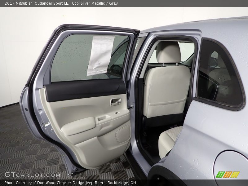 Cool Silver Metallic / Gray 2017 Mitsubishi Outlander Sport LE