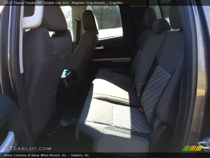 Magnetic Gray Metallic / Graphite 2018 Toyota Tundra SR5 Double Cab 4x4