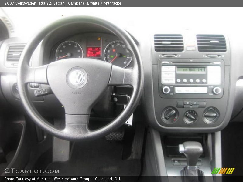 Campanella White / Anthracite 2007 Volkswagen Jetta 2.5 Sedan