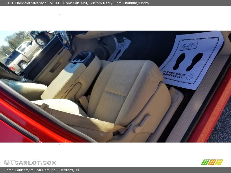 Victory Red / Light Titanium/Ebony 2011 Chevrolet Silverado 1500 LT Crew Cab 4x4