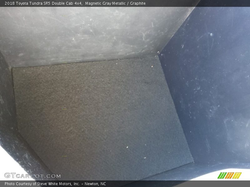 Magnetic Gray Metallic / Graphite 2018 Toyota Tundra SR5 Double Cab 4x4