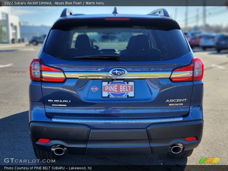 Abyss Blue Pearl / Warm Ivory 2022 Subaru Ascent Limited