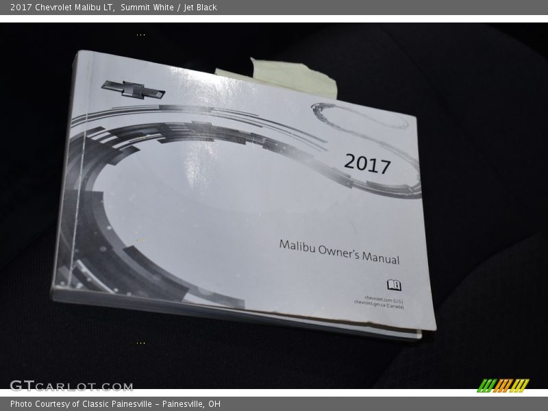 Summit White / Jet Black 2017 Chevrolet Malibu LT