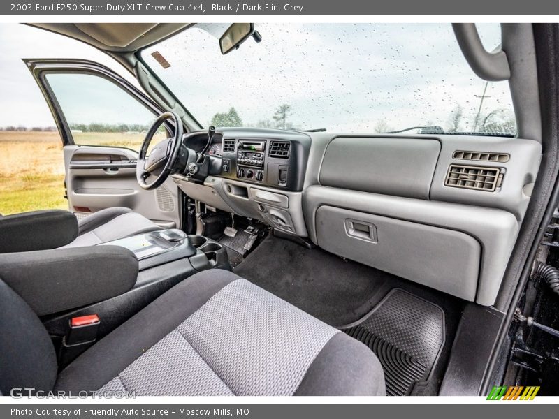 Dashboard of 2003 F250 Super Duty XLT Crew Cab 4x4