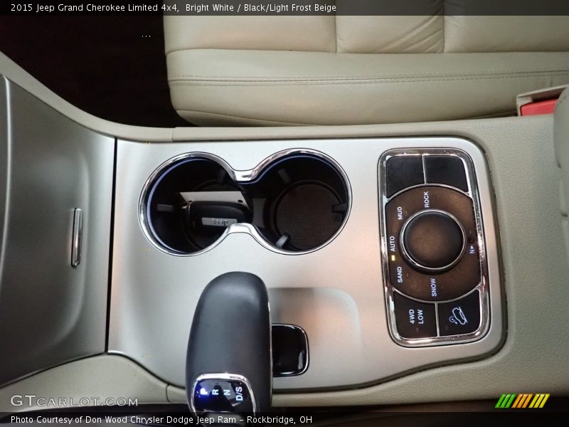 Bright White / Black/Light Frost Beige 2015 Jeep Grand Cherokee Limited 4x4