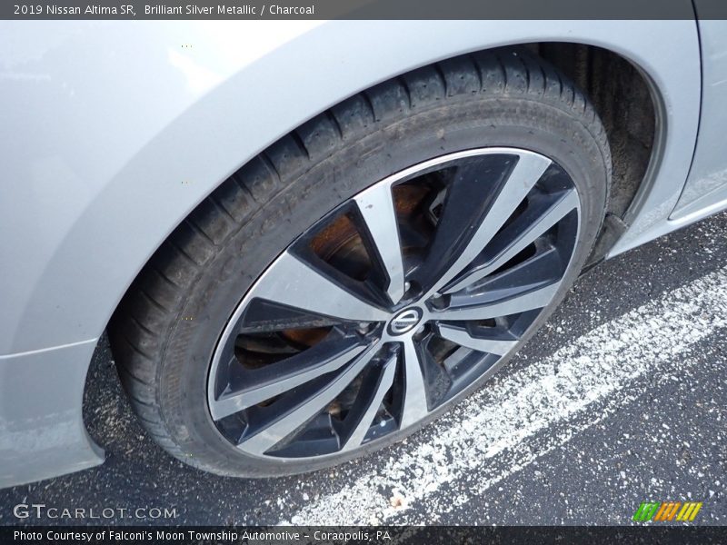 Brilliant Silver Metallic / Charcoal 2019 Nissan Altima SR