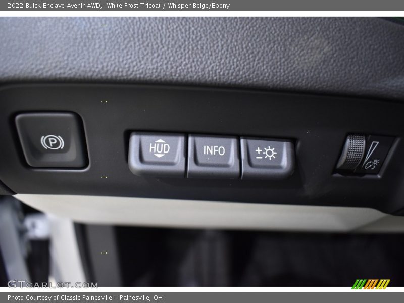 White Frost Tricoat / Whisper Beige/Ebony 2022 Buick Enclave Avenir AWD