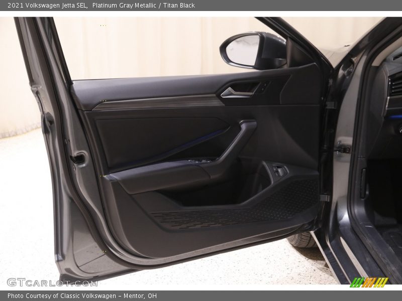 Platinum Gray Metallic / Titan Black 2021 Volkswagen Jetta SEL
