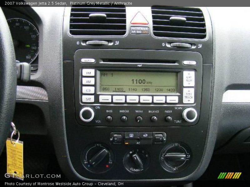 Platinum Grey Metallic / Anthracite 2007 Volkswagen Jetta 2.5 Sedan