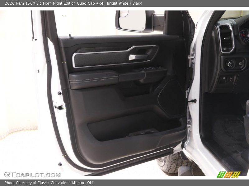 Bright White / Black 2020 Ram 1500 Big Horn Night Edition Quad Cab 4x4