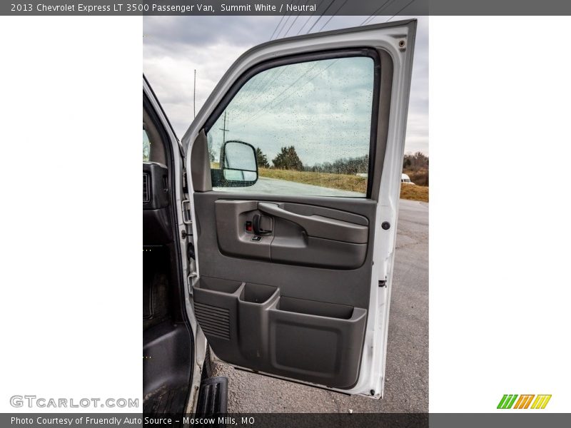 Summit White / Neutral 2013 Chevrolet Express LT 3500 Passenger Van