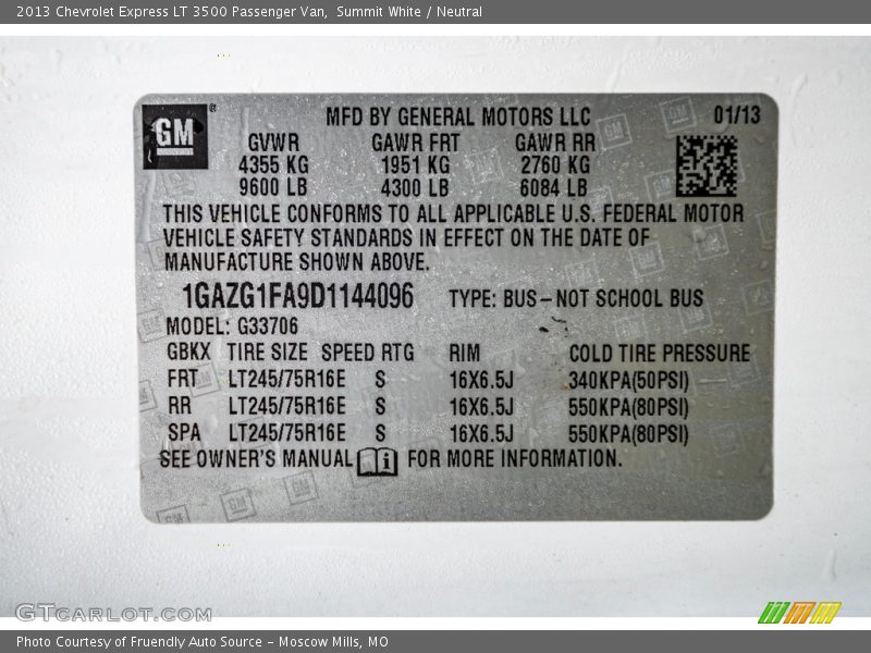 Summit White / Neutral 2013 Chevrolet Express LT 3500 Passenger Van