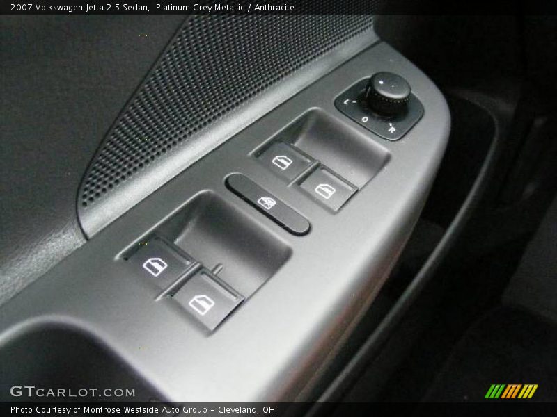 Platinum Grey Metallic / Anthracite 2007 Volkswagen Jetta 2.5 Sedan