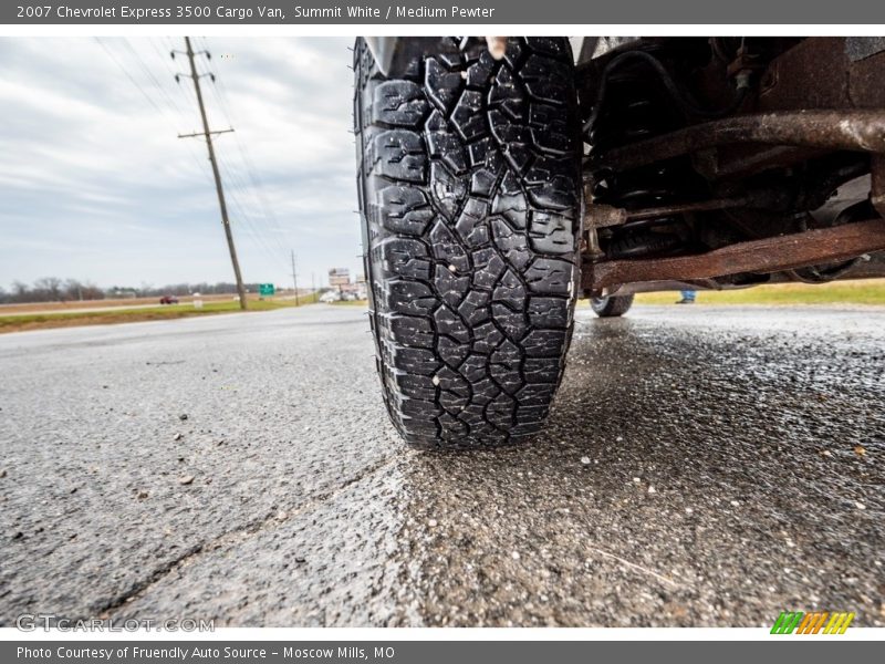 Summit White / Medium Pewter 2007 Chevrolet Express 3500 Cargo Van