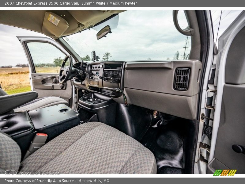 Summit White / Medium Pewter 2007 Chevrolet Express 3500 Cargo Van