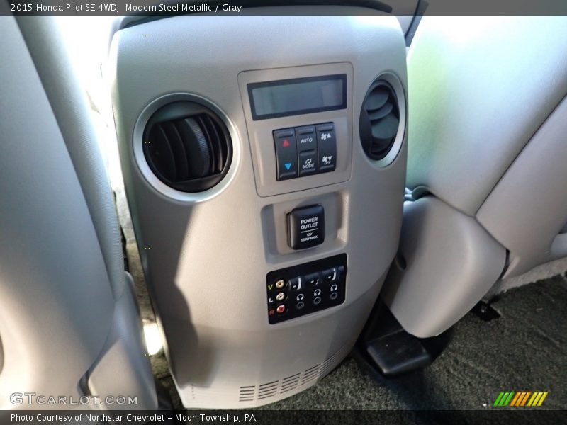 Controls of 2015 Pilot SE 4WD
