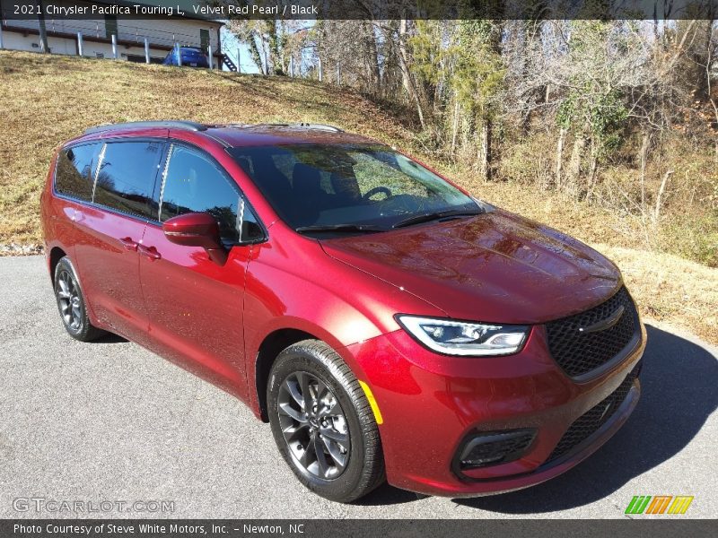 Velvet Red Pearl / Black 2021 Chrysler Pacifica Touring L